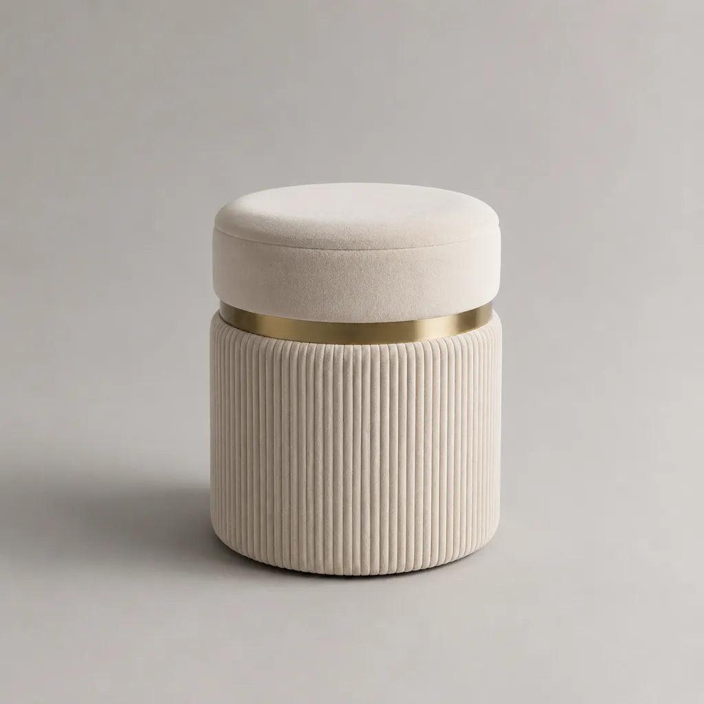 Pouf poggiapiedi rotondo imbottito in poliestere crema e acciaio color oro, Ø 42 x 48 cm