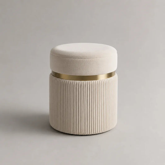 Pouf poggiapiedi rotondo imbottito in poliestere crema e acciaio color oro, Ø 42 x 48 cm